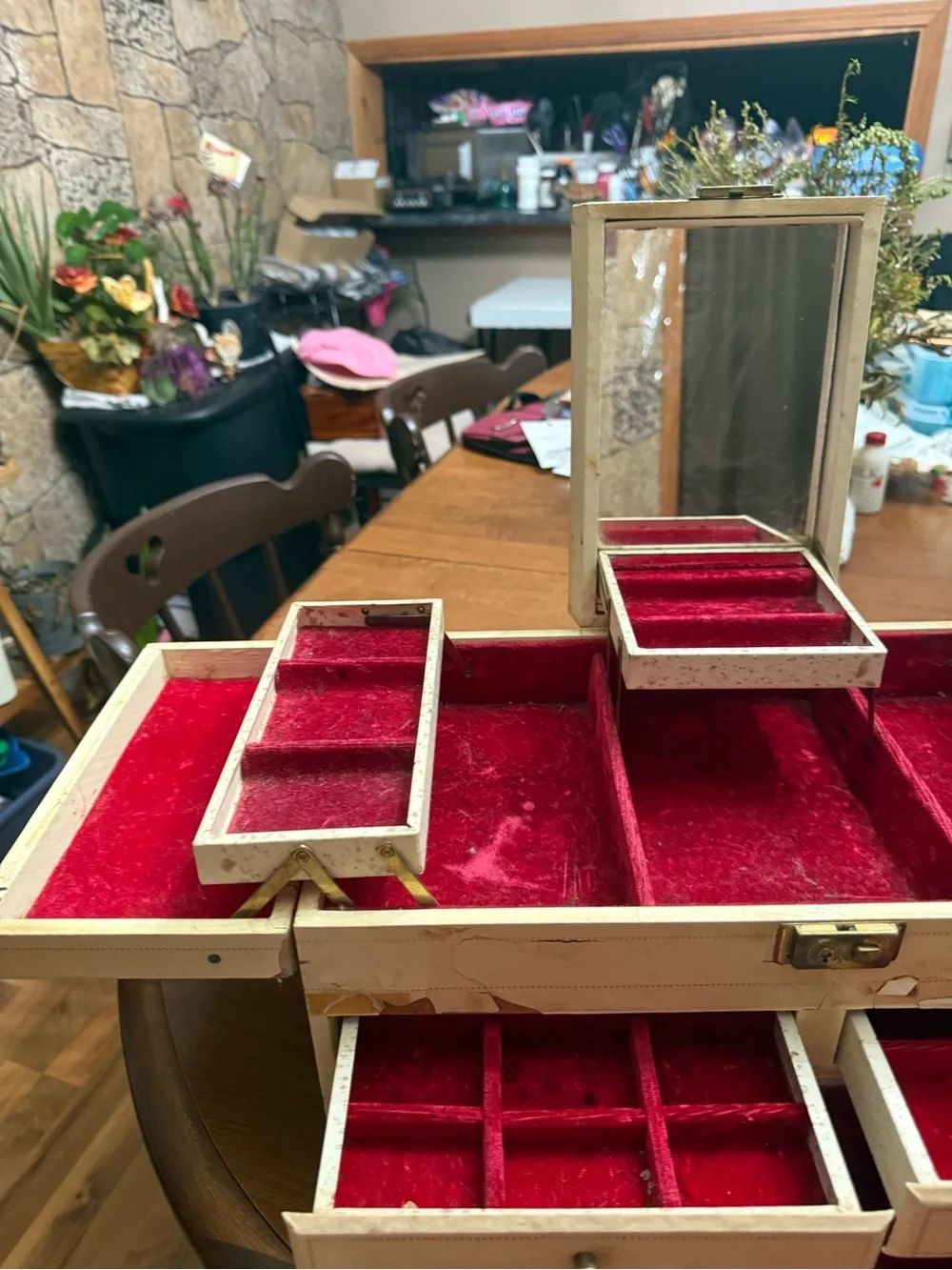 Vintage Mele Cream Jewelry Box Red Velvet Lining Tier Trays Drawers MCM